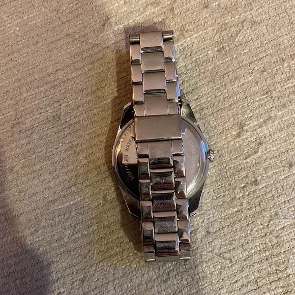 Kenneth Cole dress watch - Picture 2 of 2
